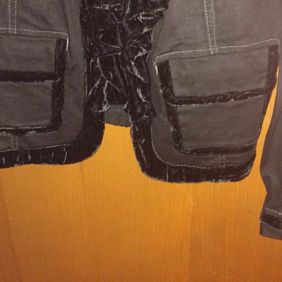 Jean Jacket with Velvet Trim - Picture 6 of 7